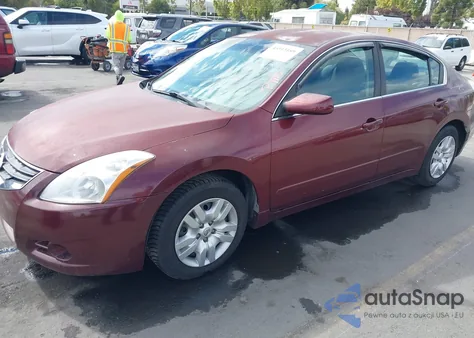 2011 Nissan Altima 2.5 S z USA, uszkodzony, nr VIN 1N4AL2AP0BC141676